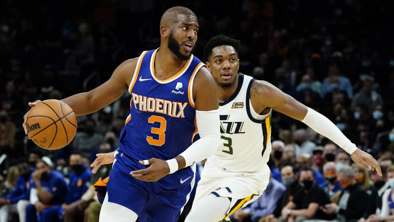 Chris Paul, Devin Booker lead Suns past shorthanded Jazz