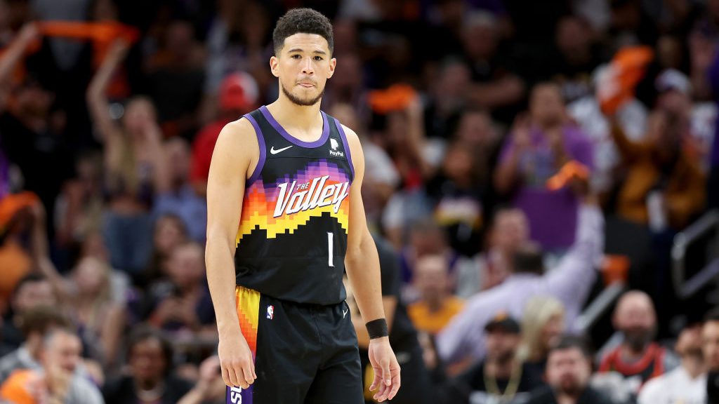 Suns' Devin Booker exits Game 2 vs. Pelicans due to hamstring injury
