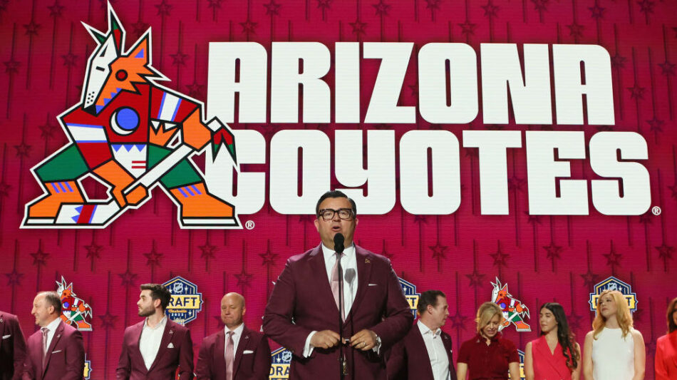 Coyotes, Utah group have talked about relocating NHL franchise from Arizona
