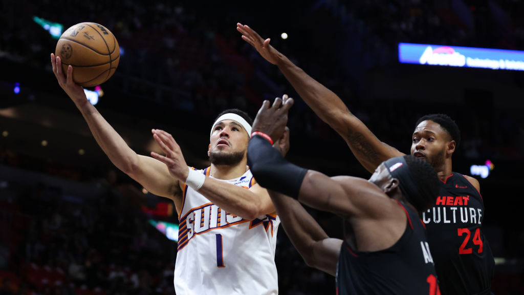 The Suns played solid, sound basketball for three quarters to beat the Heat