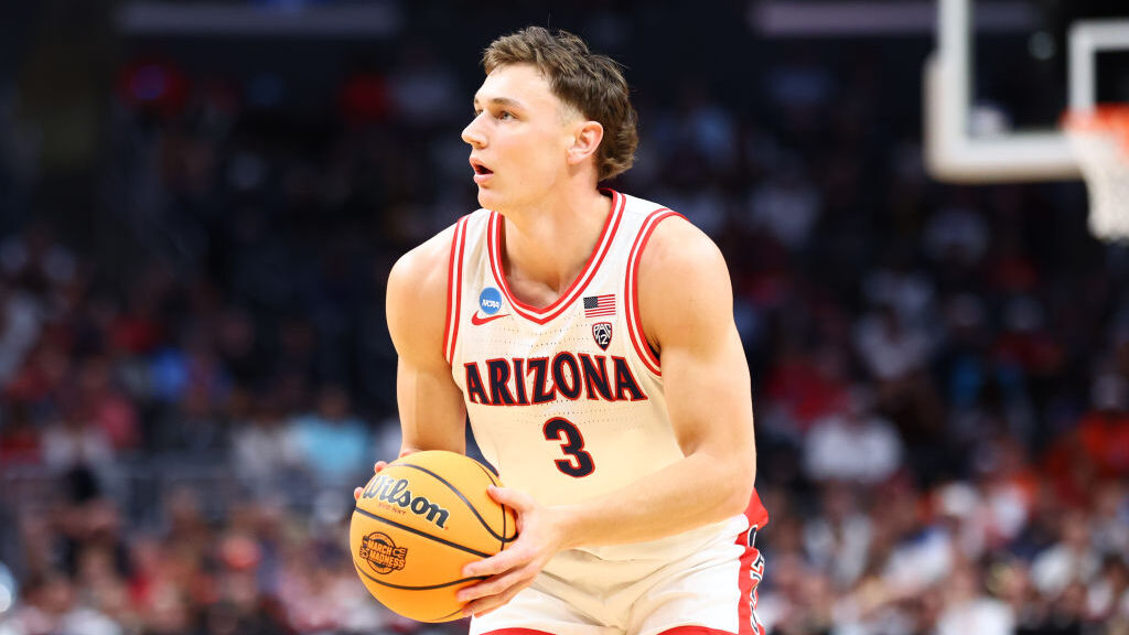 Arizona's Pelle Larsson declares for 2024 NBA Draft, forgoes remaining eligibility