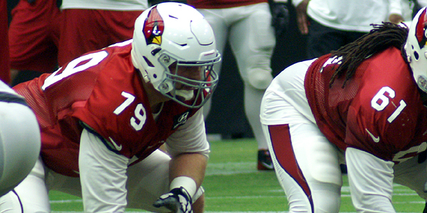 Bradley Sowell lines up at right tackle during Arizona Cardinals training camp. (Photo: Adam Green/...