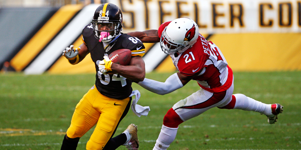 Pittsburgh Steelers wide receiver Antonio Brown (84) runs after a catch with Arizona Cardinals corn...