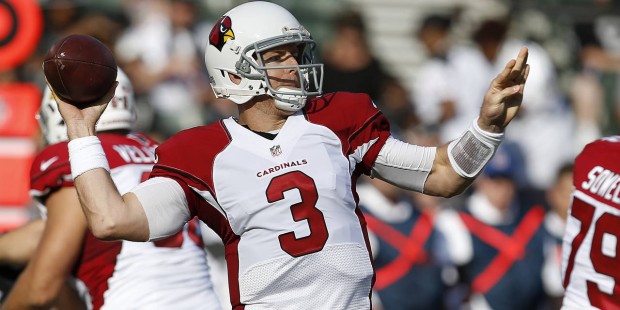 Arizona Cardinals quarterback Carson Palmer (3) passes against the Oakland Raiders during the first...