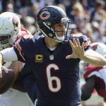 Chicago Bears quarterback Jay Cutler (6) throws a pass during the first half of an NFL football game against the Arizona Cardinals, Sunday, Sept. 20, 2015, in Chicago. (AP Photo/David Banks)