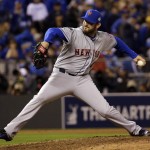 New York Mets pitcher Jonathon Niese throws during the seventh inning of Game 2 of the Major League Baseball World Series against the Kansas City Royals Wednesday, Oct. 28, 2015, in Kansas City, Mo. (AP Photo/David J. Phillip)
