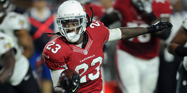 Arizona Cardinals running back (23) Chris Johnson runs for a touchdown in the first half of a game ...