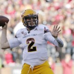 Arizona State quarterback Mike Bercovici (2) prepares to pass during the first half of an NCAA college football game against Washington State, Saturday, Nov. 7, 2015, in Pullman, Wash. (AP Photo/Young Kwak)