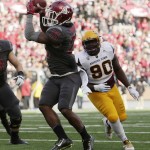 Washington State running back Jamal Morrow (25) makes a catch in front of Arizona State defensive lineman Tashon Smallwood (90) during the first half of an NCAA college football game, Saturday, Nov. 7, 2015, in Pullman, Wash. (AP Photo/Young Kwak)