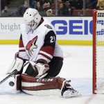 Arizona Coyotes goalie Anders Lindback, of Sweden, makes a save during the second period of an NHL hockey game against the Anaheim Ducks, Monday, Nov. 9, 2015, in Anaheim, Calif. (AP Photo/Jae C. Hong)