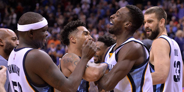 Memphis Grizzlies players, front from left, Zach Randolph, Courtney Lee, Marc Gasol, and Jeff Green...