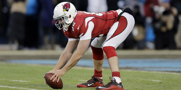 Arizona Cardinals long snapper Mike Leach warms up before the NFL football NFC Championship game ag...