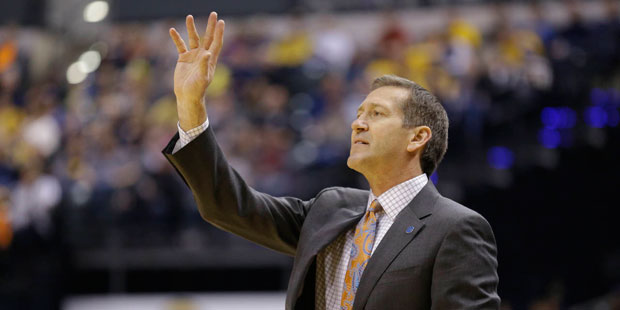 Phoenix Suns head coach Jeff Hornacek calls a play for his team as they played the Indiana Pacers d...