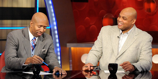 FILE - In this Feb. 4, 2010 file photo, basketball analysts Kenny Smith, left, and Charles Barkley ...