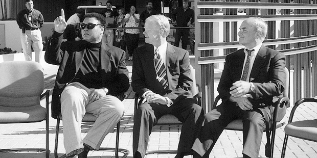 Muhammad Ali (left) and Lonnie Ali (not pictured), Jimmy Walker (center) and Dr. Abraham Lieberman ...
