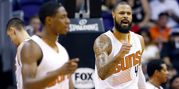 Phoenix Suns' Tyson Chandler (4) reacts to a basket against the Minnesota Timberwolves during the f...
