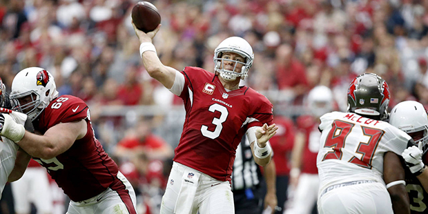 Arizona Cardinals quarterback Carson Palmer (3) throws against the Tampa Bay Buccaneers during the ...