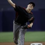 Arizona Diamondbacks starting pitcher Zack Greinke throws against the San Diego Padres during the first inning of a baseball game in San Diego, Wednesday, Sept. 21, 2016. (AP Photo/Chris Carlson)