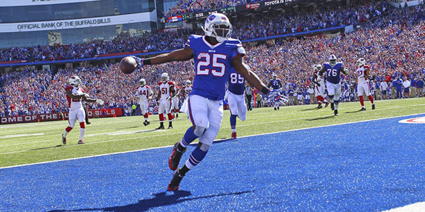 Buffalo Bills running back LeSean McCoy (25) scores a rushing touchdown during the first half of an...
