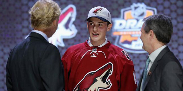 Arizona Coyotes take OHL winger Brendan Perlini with No. 12 pick in 2014 NHL Draft....