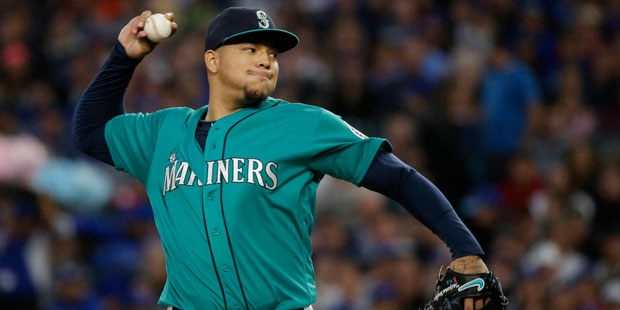 Seattle Mariners starting pitcher Taijuan Walker throws against the Toronto Blue Jays in the first ...