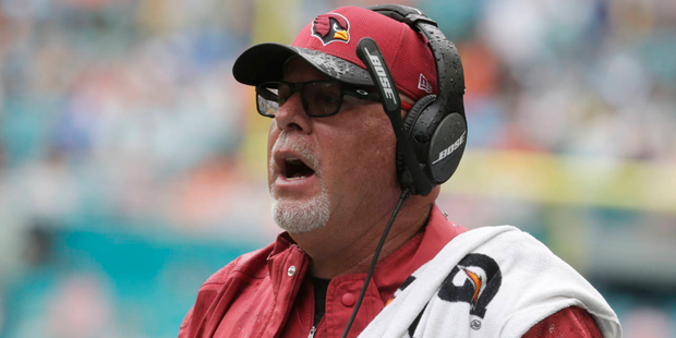 Arizona Cardinals head coach Bruce Arians gestures from the sidelines, during the first half of an ...