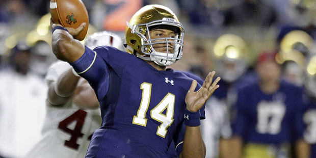 Notre Dame quarterback DeShone Kizer (14) throws against Stanford during the first quarter of an NC...