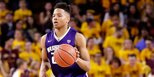 Washington guard Markelle Fultz moves the ball up against Arizona State during the first half of an...