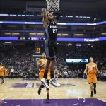 Sacramento Kings guard Ben McLemore goes up for a dunk on a breakaway against the Phoenix Suns during the first half of an NBA basketball game Friday, Feb. 3, 2017, in Sacramento, Calif. (AP Photo/Rich Pedroncelli)