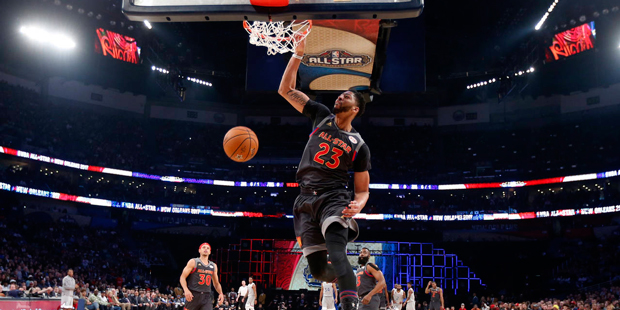 Western Conference forward Anthony Davis of the New Orleans Pelicans (23 ) slam dunks during the fi...