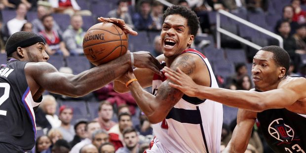 Washington Wizards guard Jarell Eddie (8) drives to the basket as Los Angeles Clippers forwards Bra...