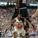 Gonzaga's Johnathan Williams tries to shoot against South Carolina's Chris Silva (30) during the second half in the semifinals of the Final Four NCAA college basketball tournament, Saturday, April 1, 2017, in Glendale, Ariz. (AP Photo/Mark Humphrey)