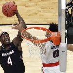 South Carolina guard Rakym Felder (4) drives to the basket over Gonzaga guard Silas Melson (0) during the first half in the semifinals of the Final Four NCAA college basketball tournament, Saturday, April 1, 2017, in Glendale, Ariz. (AP Photo/David J. Phillip)