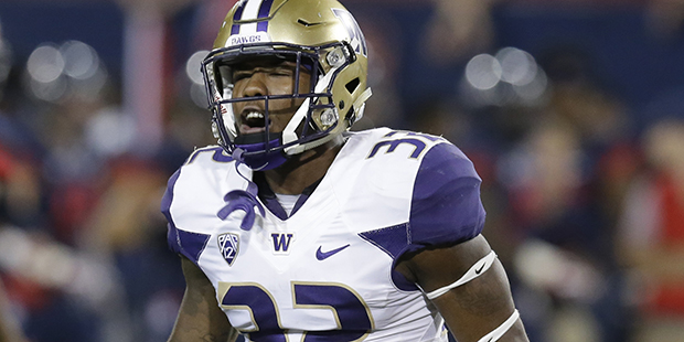 Washington defensive back Budda Baker (32) during the first half of an NCAA college football game a...