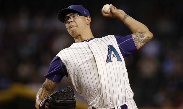 Arizona Diamondbacks' Anthony Banda throws a pitch to the Los Angeles Dodgers during the first inni...
