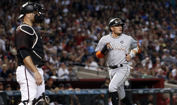 Giancarlo Stanton's 43rd home run kick-starts Marlins win vs. Giants