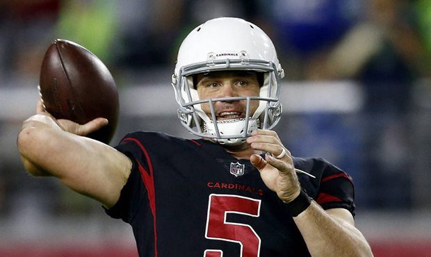 Arizona Cardinals quarterback Drew Stanton (5) warms up prior to an NFL football game against the S...