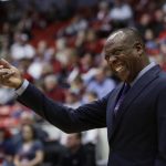 Washington State coach Ernie Kent reacts during the first half of the team's NCAA college basketball game against Arizona in Pullman, Wash., Wednesday, Jan. 31, 2018. (AP Photo/Young Kwak)