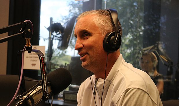 Bobby Hurley joins The Doug & Wolf Show for an in-studio interview on 98.7 FM Arizona’s Sports St...