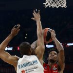 CSKA Moscow's Will Clyburn, right, tries to score as Real Madrid's Anthony Randolph blocks him during their Final Four Euroleague semifinal basketball match in Belgrade, Serbia, Friday, May 18, 2018. (AP Photo/Darko Vojinovic)