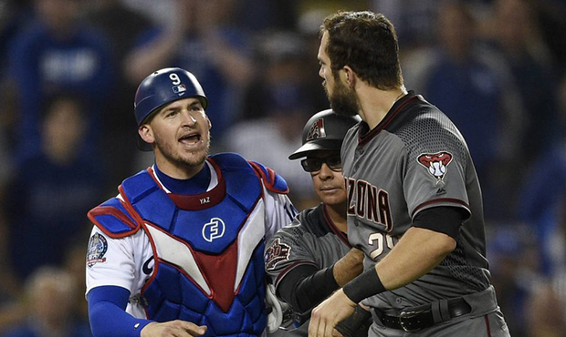 Tempers flare between D-backs, Dodgers after Souza's slide into third