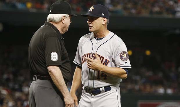 Astros manager A.J. Hinch displeased with D-backs' triple, obstruction call