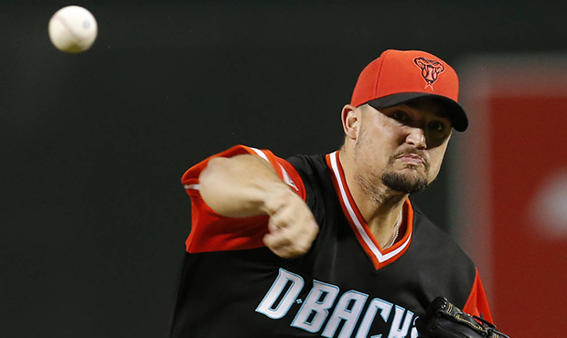 D-backs agree to terms with 20 pre-arbitration players