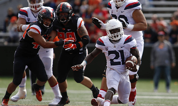 Arizona RB J.J. Taylor named Pac-12 Offensive Player of the Week