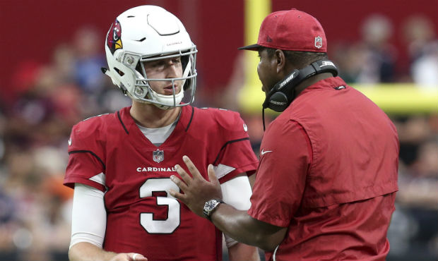 Arizona Cardinals quarterback Josh Rosen (3) talks with quarterbacks coach Byron Leftwich, right, d...