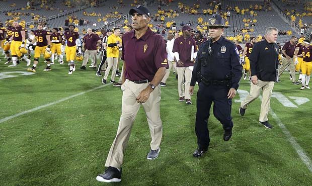 After first play hiccup, Edwards relies on playmakers in first win with ASU