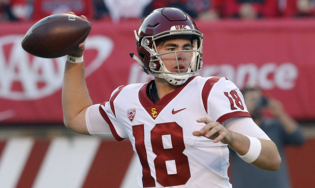 Southern California quarterback JT Daniels (18) passes the ball against Utah during the first half ...