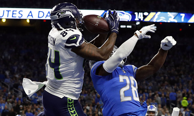 Seahawks get creative with baseball themed touchdown celebration