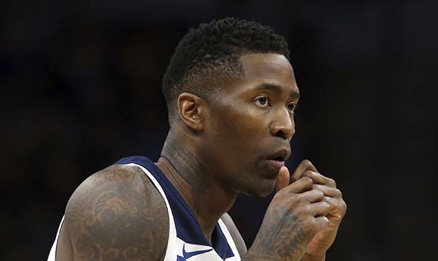Jamal Crawford officially signs deal with the Phoenix Suns