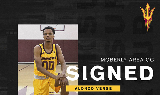 Alonzo Verge, a 6-foot-3 combo guard from Moberly Area Community College, officially signed on to j...